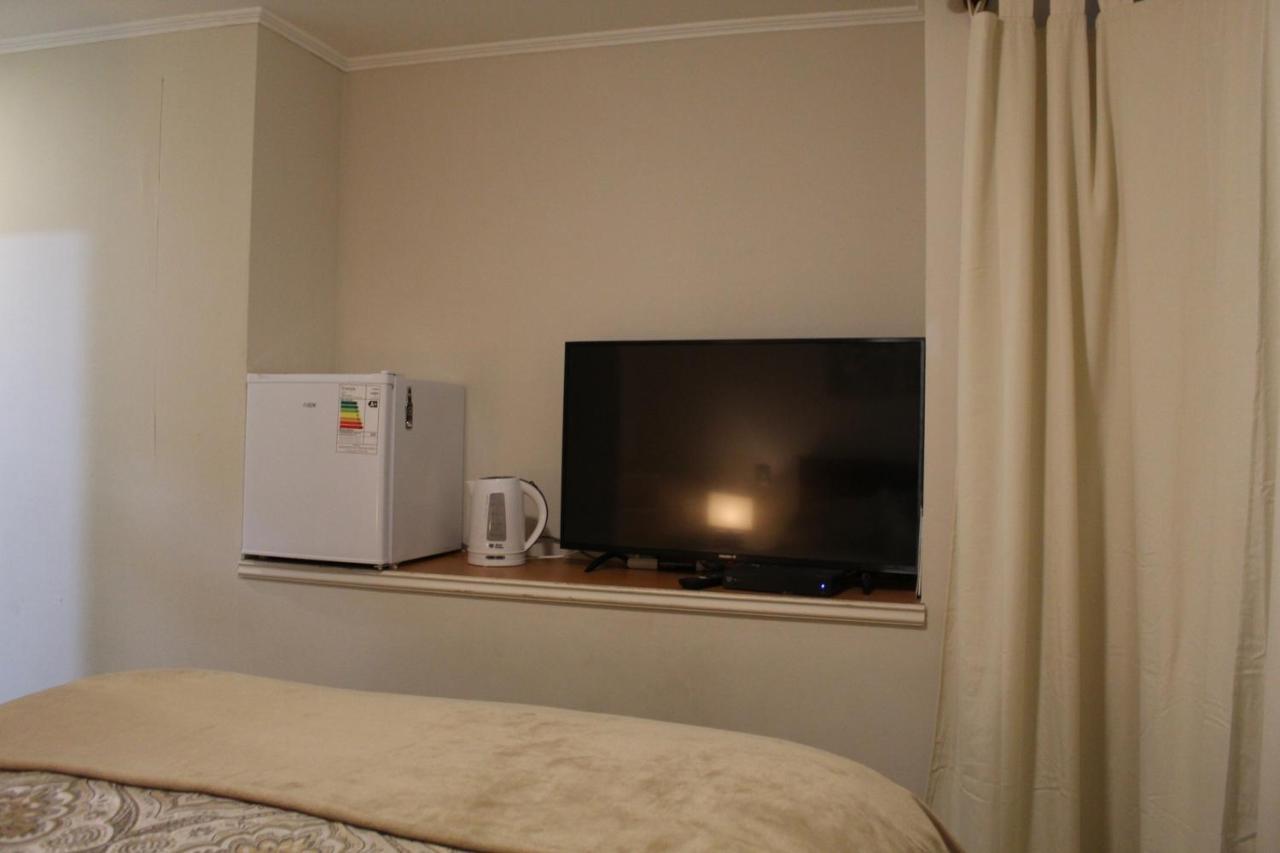 Habitac Privada Bed N Bkf Patagonia Norte - Puerto Varas Homestay - Bnb Plus Eksteriør bilde